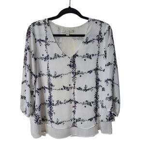 LC Lauren Conrad White and Black Blouse Relaxed Fit Size Large